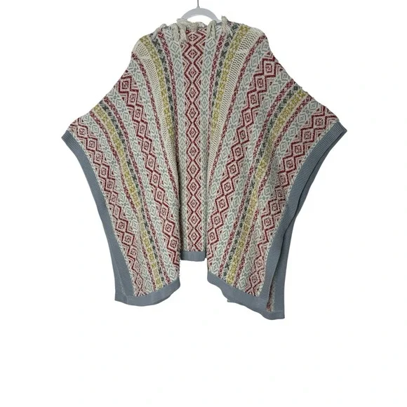 Cabi Siesta Poncho Womens Size M/L Oversized Aztec Bohemian Outdoor Cozy - Picture 4 of 8